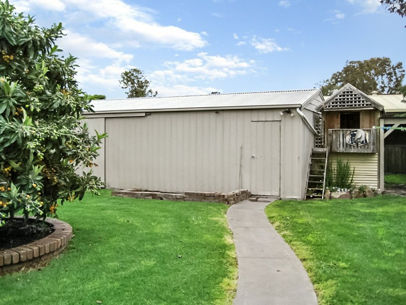 14 Bay Road, Eagle Point VIC 3878