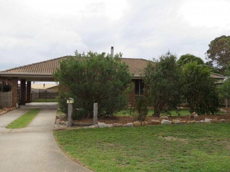 5 Lara Close, Paynesville VIC 3880