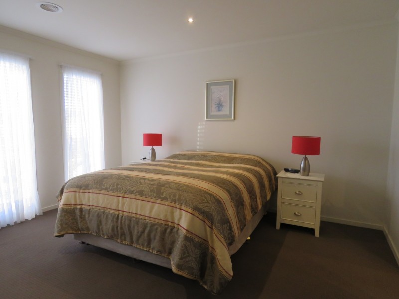 17 The Grange, Paynesville VIC 3880