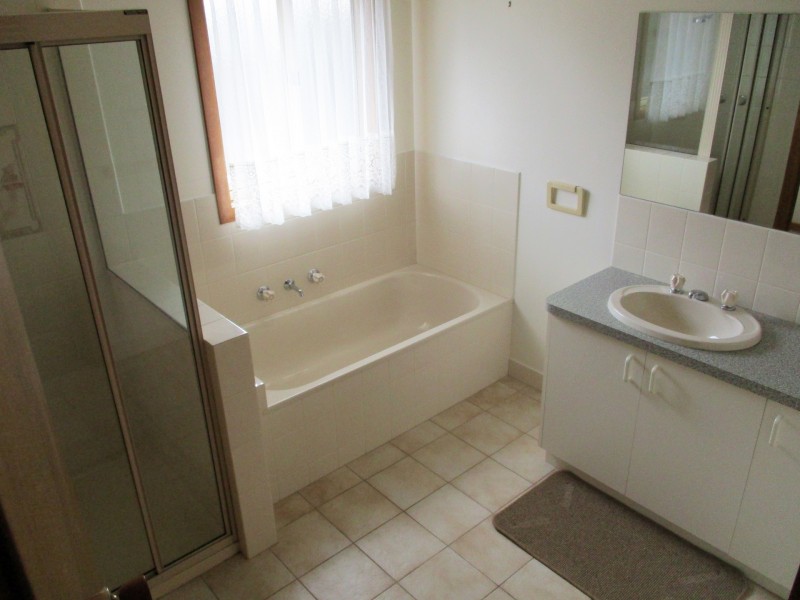 30 Ashley Street, Paynesville VIC 3880