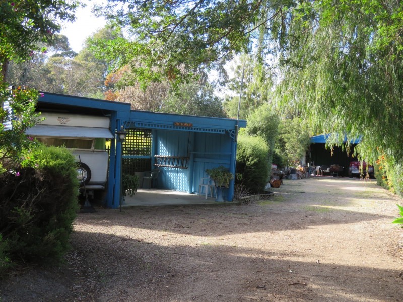 35 & 37 Tenth Avenue, Raymond Island VIC 3880