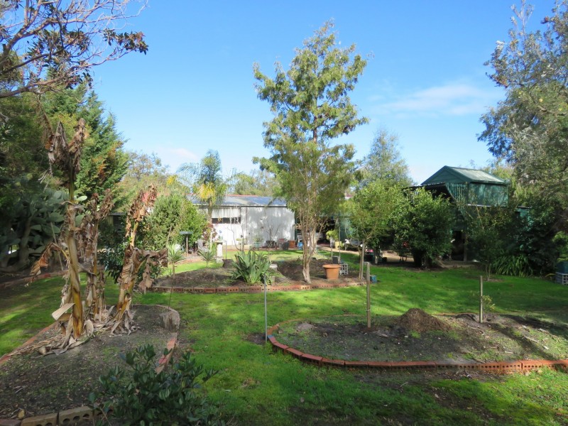 35 & 37 Tenth Avenue, Raymond Island VIC 3880