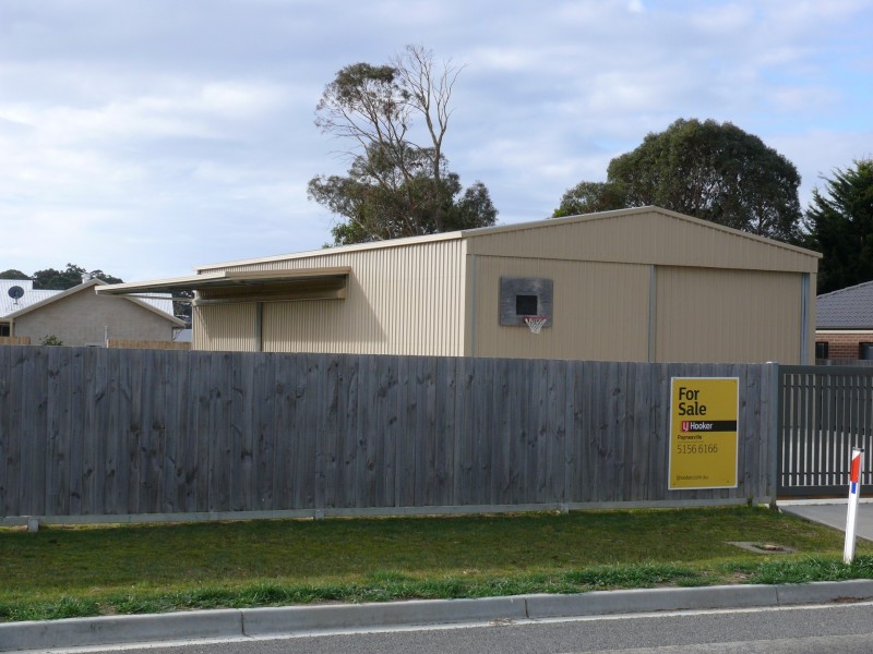 11 Lake Valley Way, Newlands Arm VIC 3875