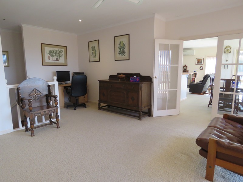 47 Fullarton Drive, Paynesville VIC 3880