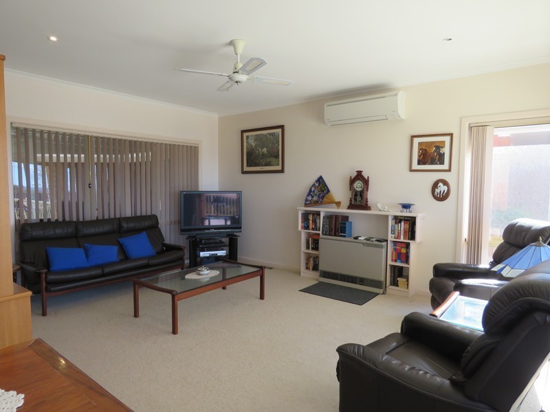 47 Fullarton Drive, Paynesville VIC 3880