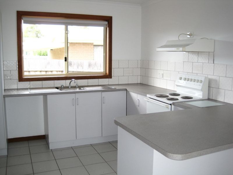 Unit 2/42 Ashley Street, Paynesville VIC 3880