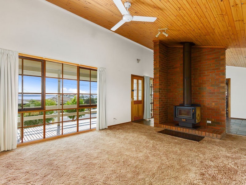 13 Fullarton Drive, Paynesville VIC 3880