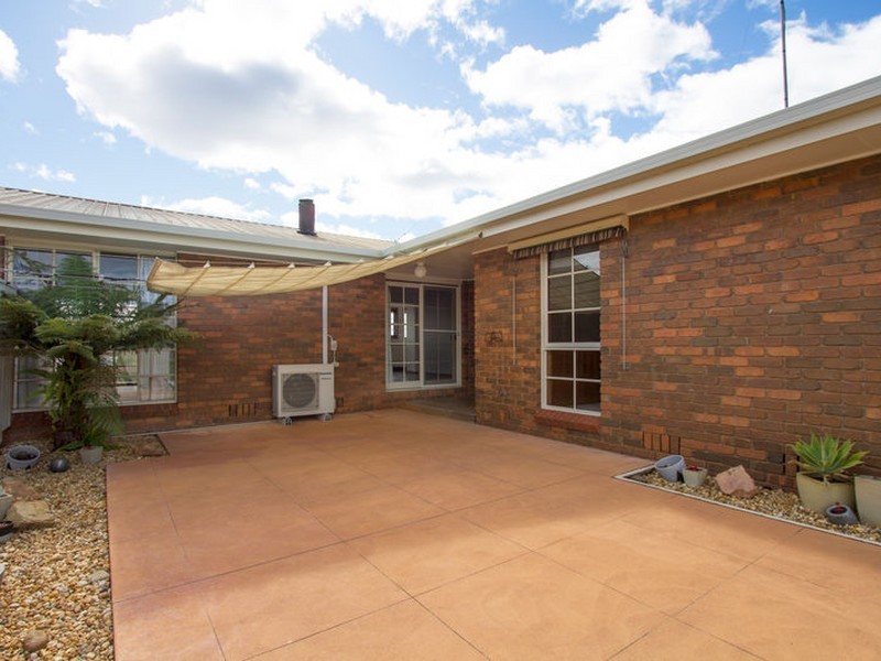 13 Fullarton Drive, Paynesville VIC 3880