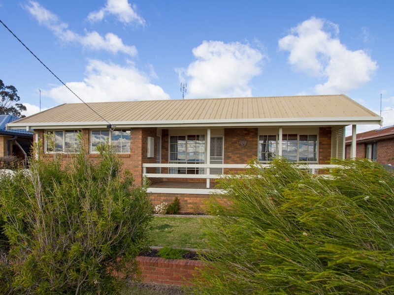 13 Fullarton Drive, Paynesville VIC 3880