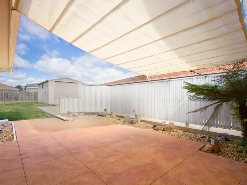 13 Fullarton Drive, Paynesville VIC 3880