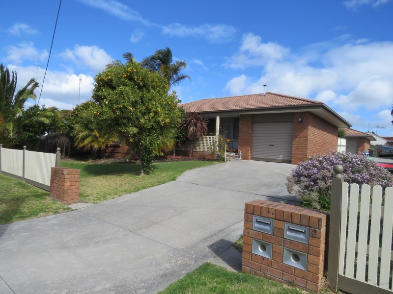 Unit 1/29 Main Road, Paynesville VIC 3880