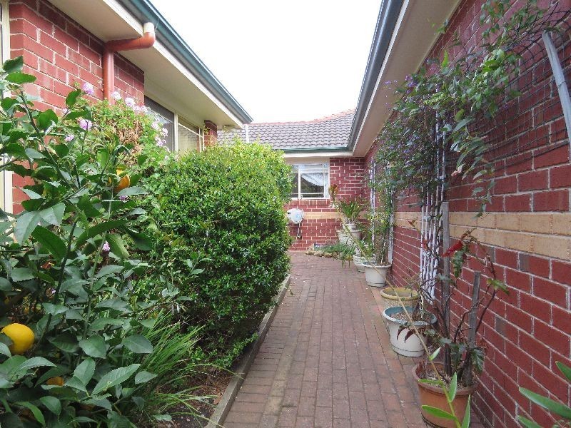 Villa 18/1-5 Canal Road, Paynesville VIC 3880