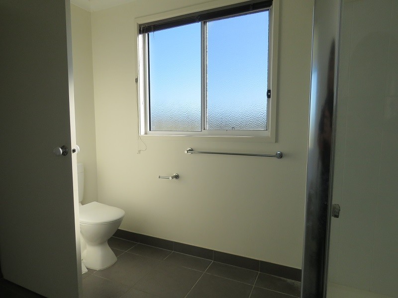 19 Corins Crescent, Newlands Arm VIC 3875