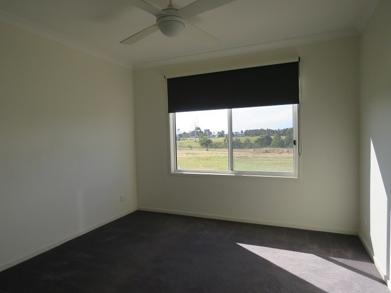 19 Corins Crescent, Newlands Arm VIC 3875