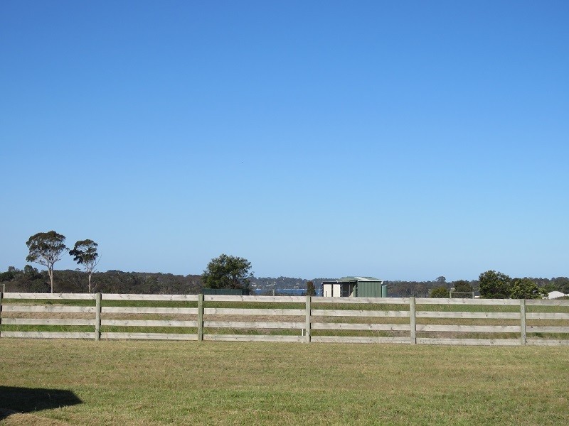 19 Corins Crescent, Newlands Arm VIC 3875