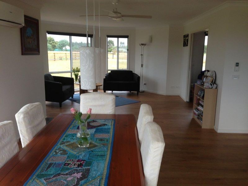 19 Corins Crescent, Newlands Arm VIC 3875