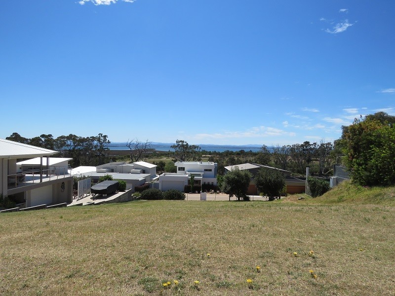 7 Windermere Terrace, Paynesville VIC 3880