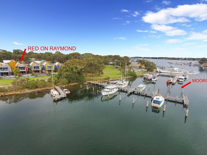 2/8 Seventh Parade, Raymond Island VIC 3880