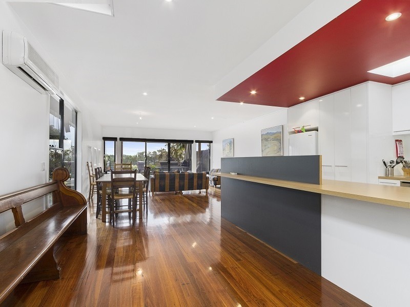 2/8 Seventh Parade, Raymond Island VIC 3880