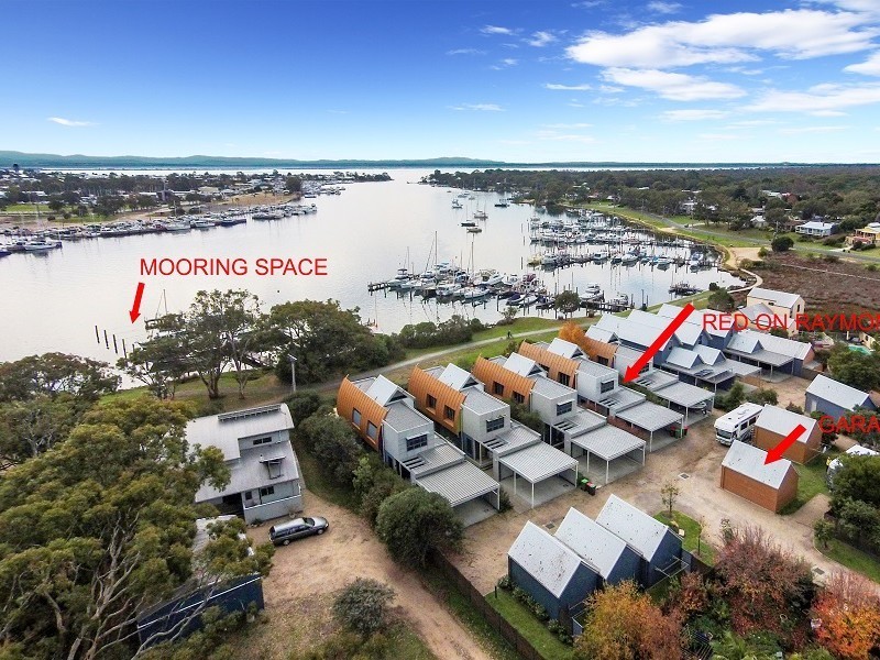 2/8 Seventh Parade, Raymond Island VIC 3880