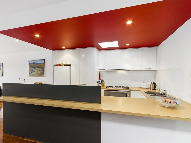 2/8 Seventh Parade, Raymond Island VIC 3880