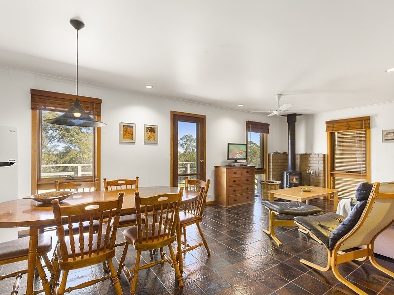 245 Lake Victoria Road, Eagle Point VIC 3878
