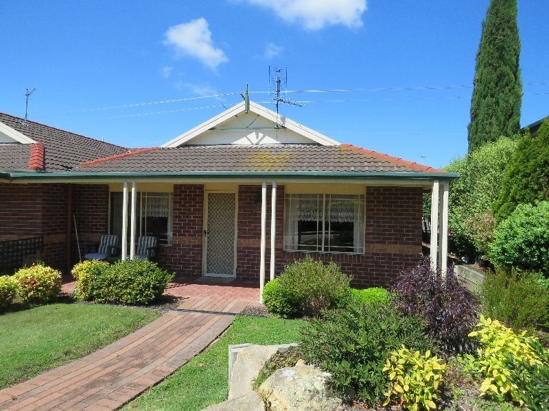 Villa 3/1-5 Canal Road, Paynesville VIC 3880