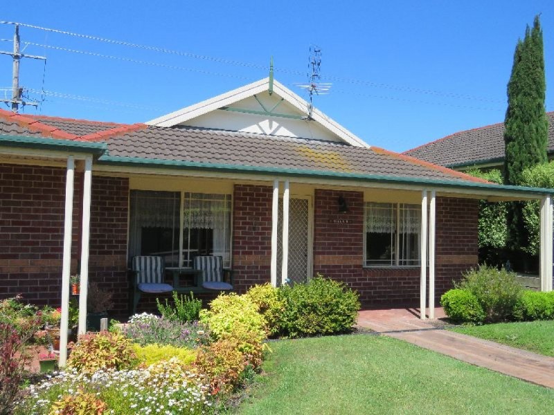 Villa 3/1-5 Canal Road, Paynesville VIC 3880
