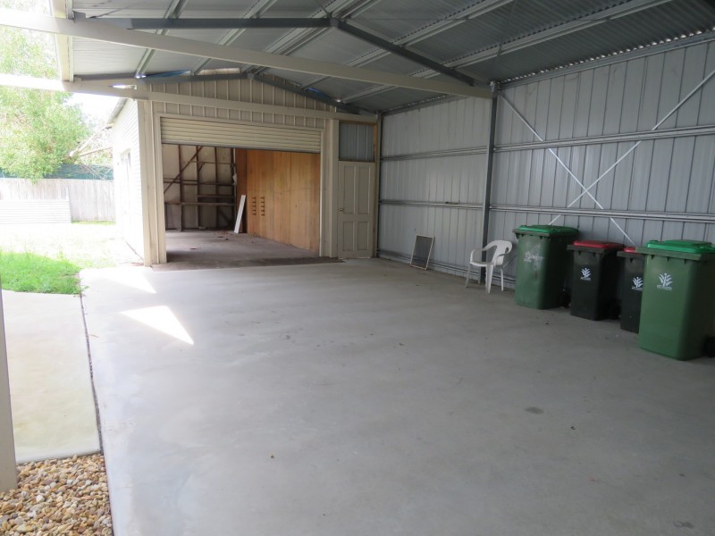 1/4 Waverley Court, Paynesville VIC 3880