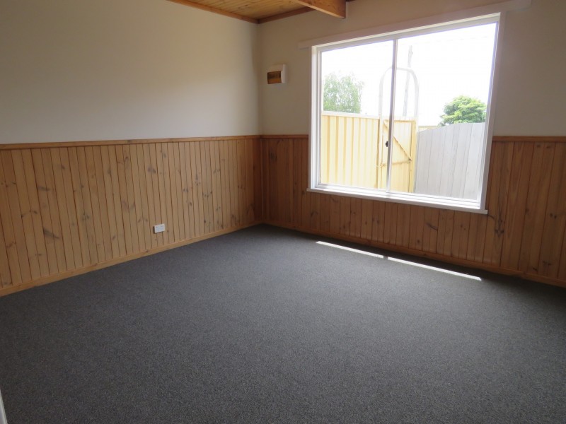 2/4 Waverley Court, Paynesville VIC 3880