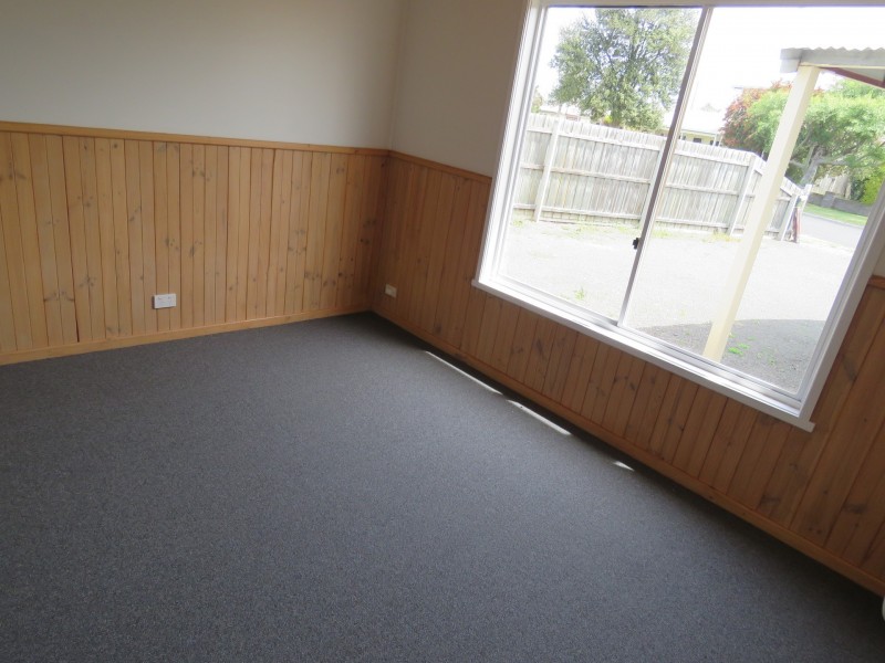 2/4 Waverley Court, Paynesville VIC 3880