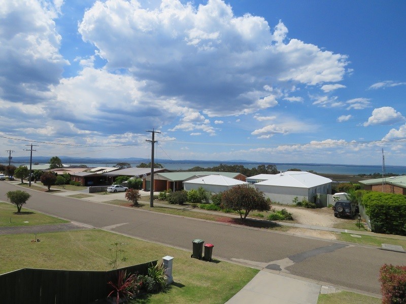 37 Fullarton Drive, Paynesville VIC 3880