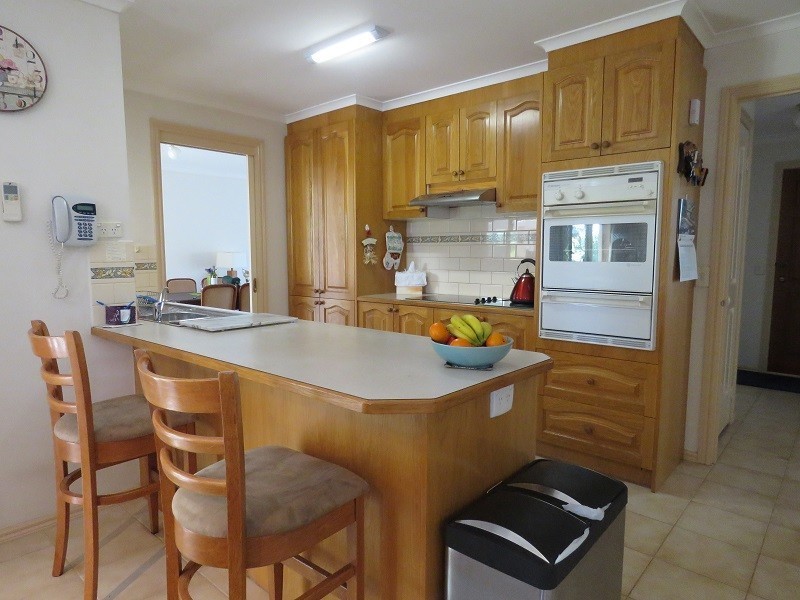 37 Fullarton Drive, Paynesville VIC 3880