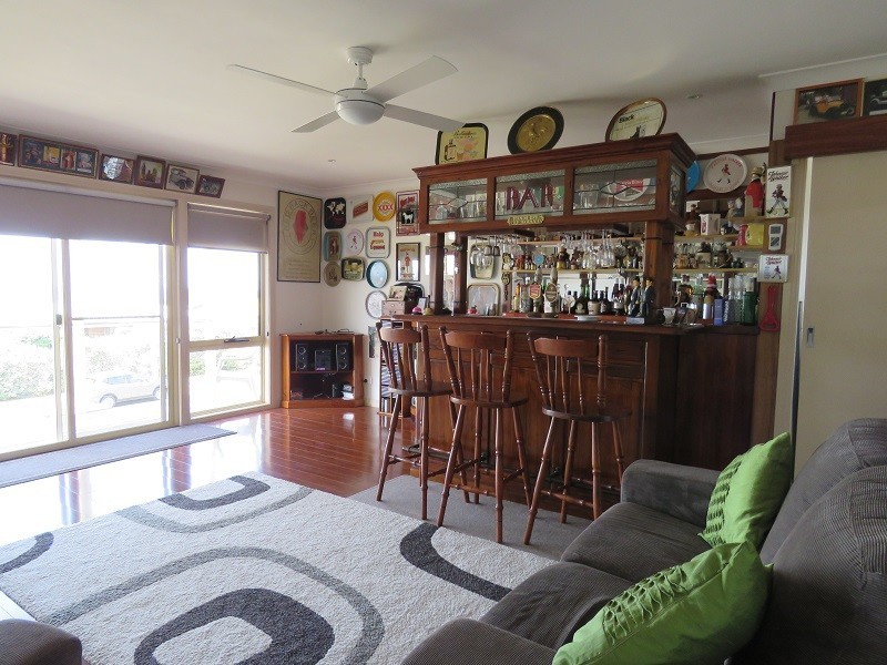 37 Fullarton Drive, Paynesville VIC 3880