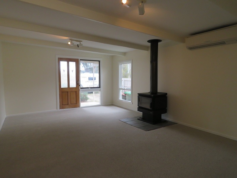 97 Bay Road, Eagle Point VIC 3878