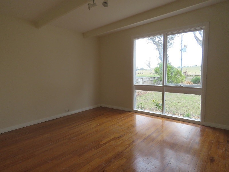 97 Bay Road, Eagle Point VIC 3878