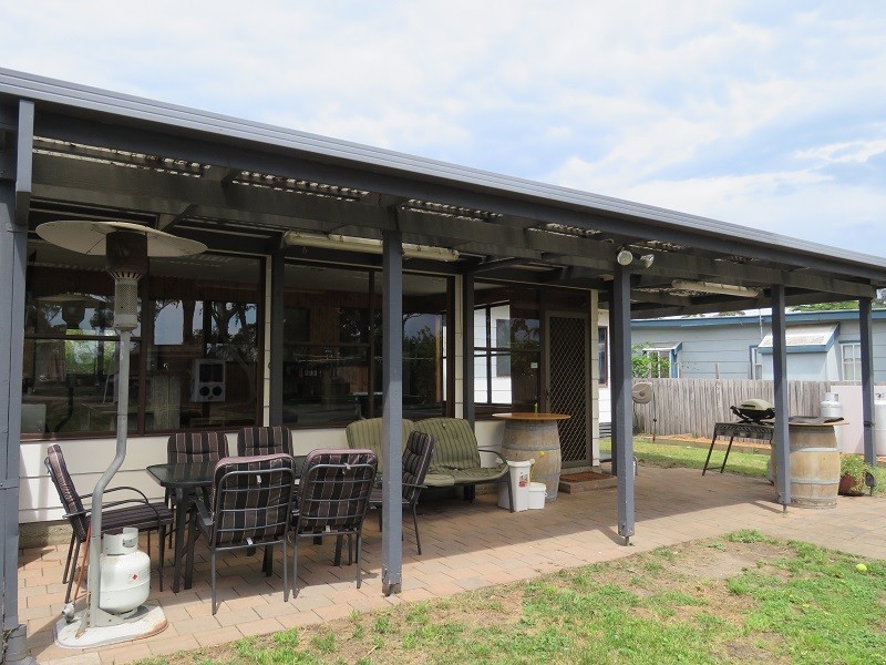 15 Vaughan Street, Paynesville VIC 3880