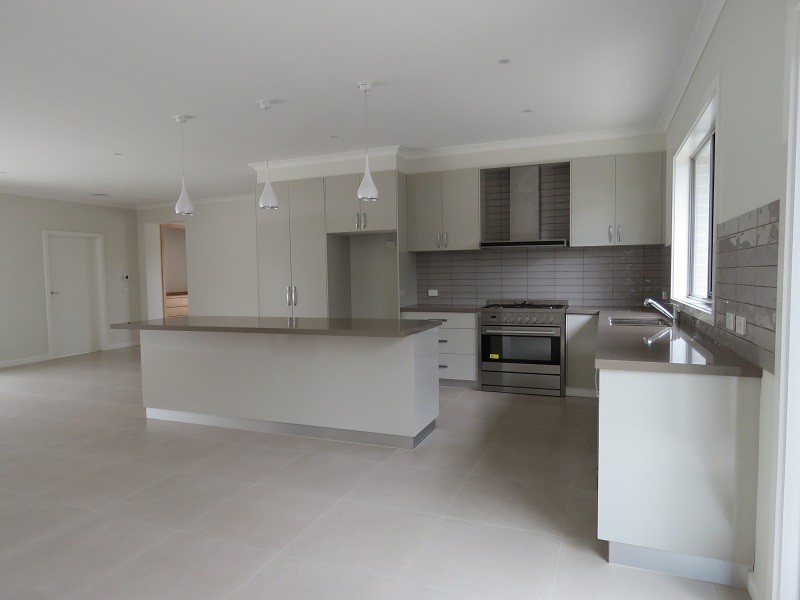 5 Eagle Bay Terrace, Eagle Point VIC 3878