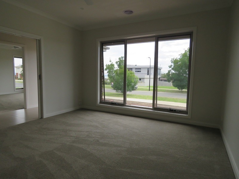 5 Eagle Bay Terrace, Eagle Point VIC 3878