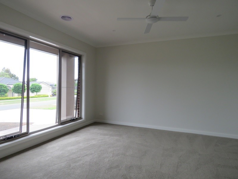 5 Eagle Bay Terrace, Eagle Point VIC 3878