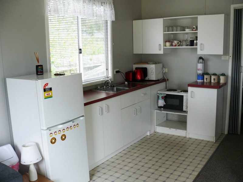 28 Eighth Avenue, Raymond Island VIC 3880