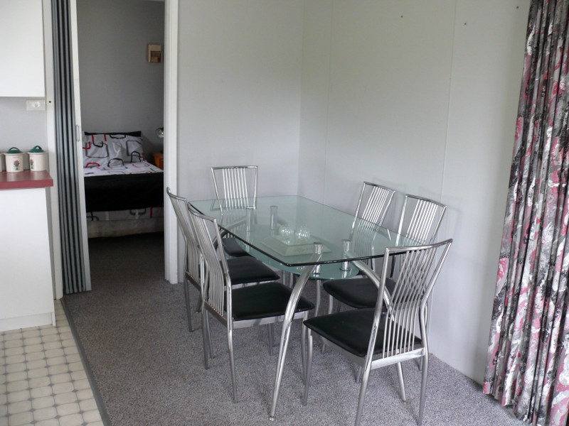 28 Eighth Avenue, Raymond Island VIC 3880