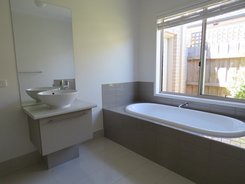 15D Toonalook Parade, Paynesville VIC 3880