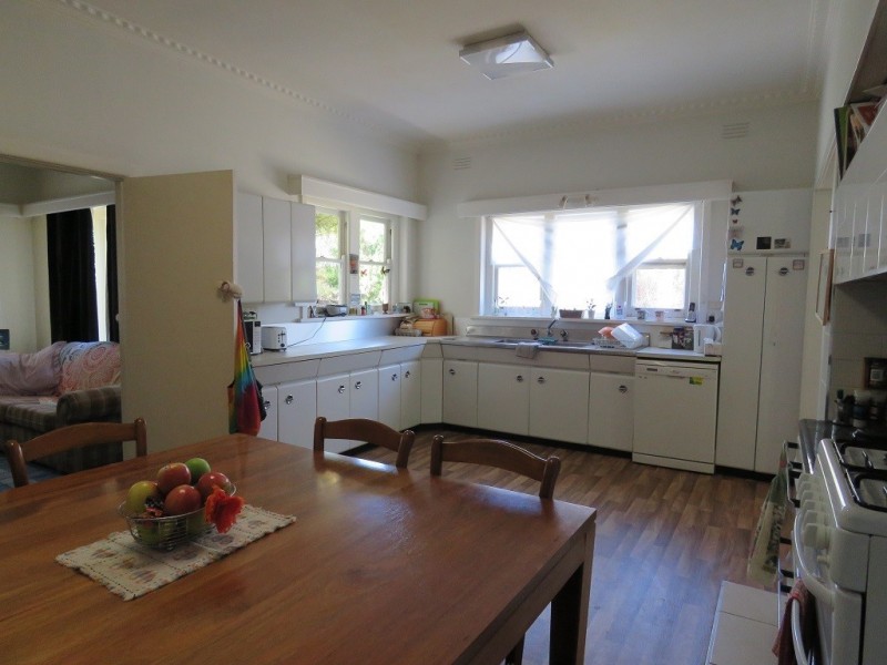 26 McMillan Grove, Paynesville VIC 3880