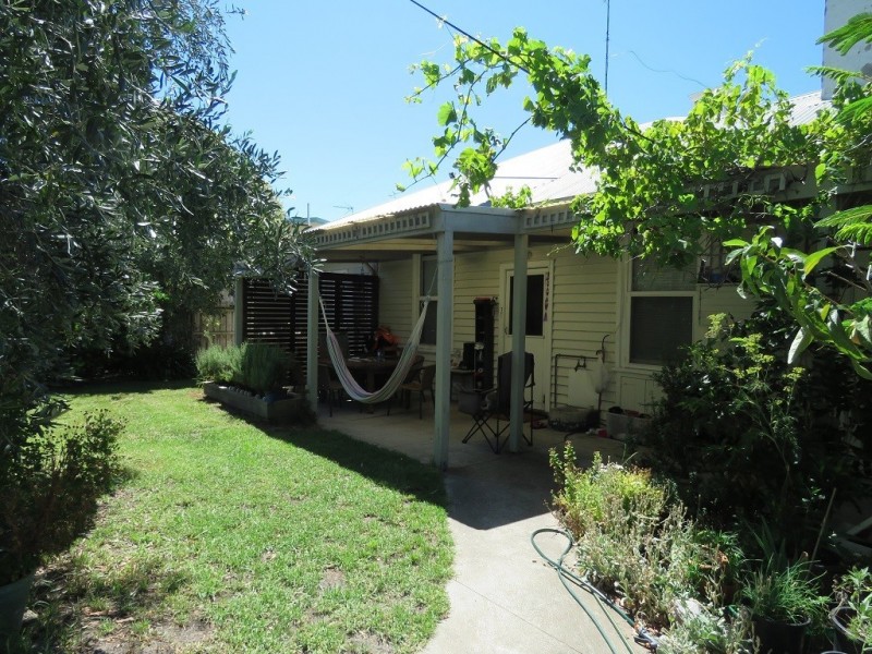 26 McMillan Grove, Paynesville VIC 3880