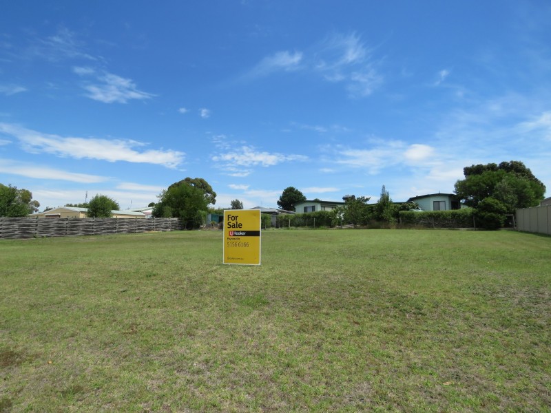 8 Lake Fair Rise, Newlands Arm VIC 3875