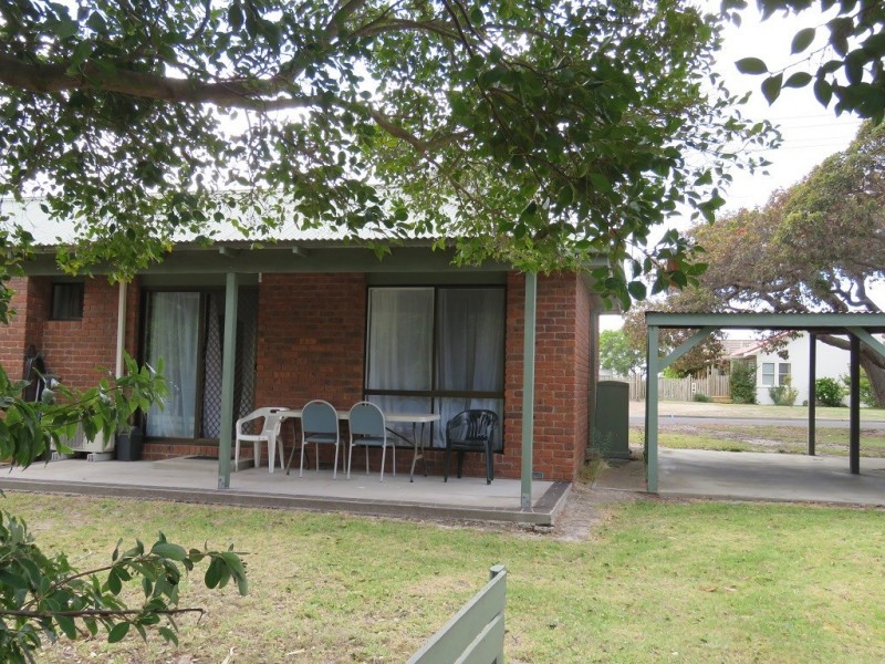 Unit 3/19 Toonalook Parade, Paynesville VIC 3880
