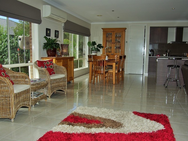 10 Wisteria Place, Paynesville VIC 3880