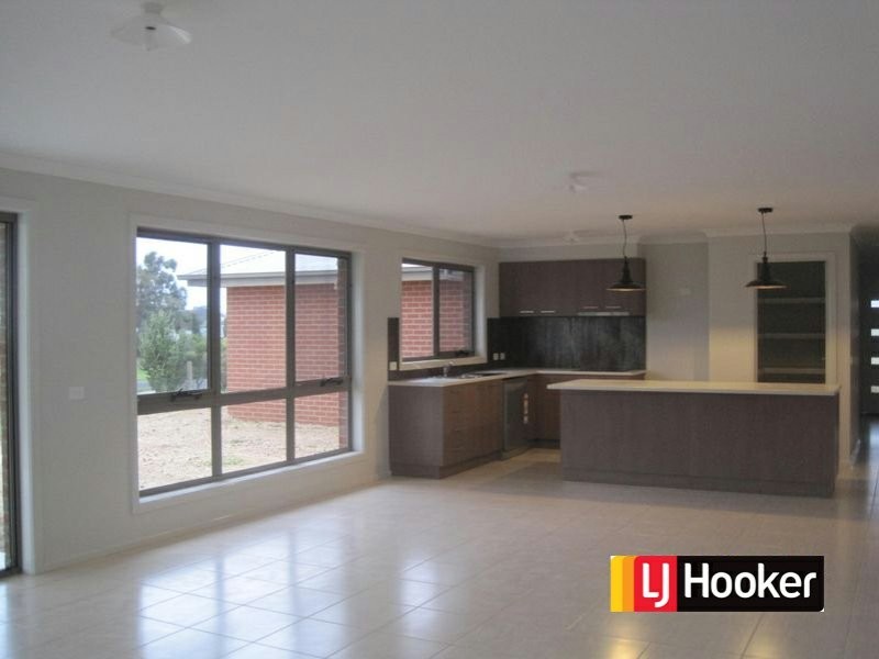 17 Springwood Rise, Newlands Arm VIC 3875
