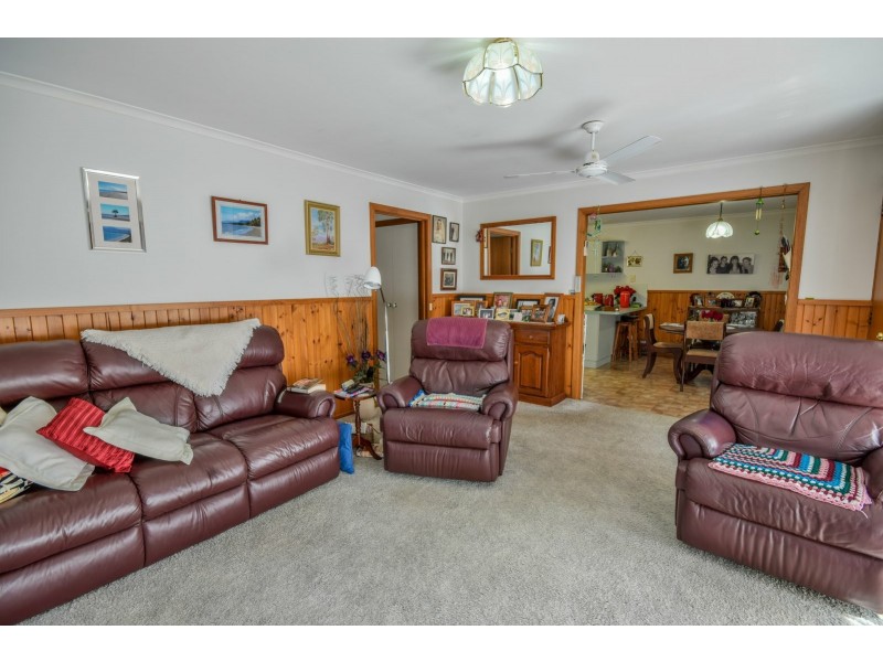 Unit 1,2 & 3/108 Main Road, Paynesville VIC 3880